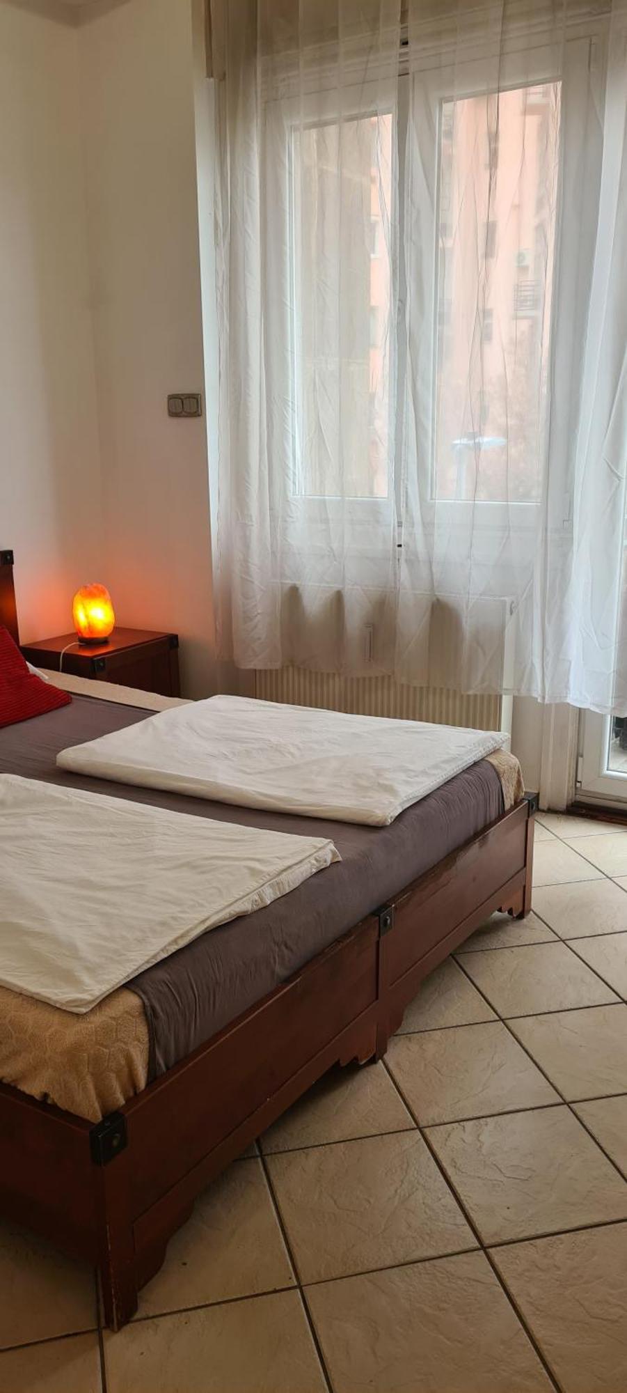 Buda Life Apartment Budapest Eksteriør billede