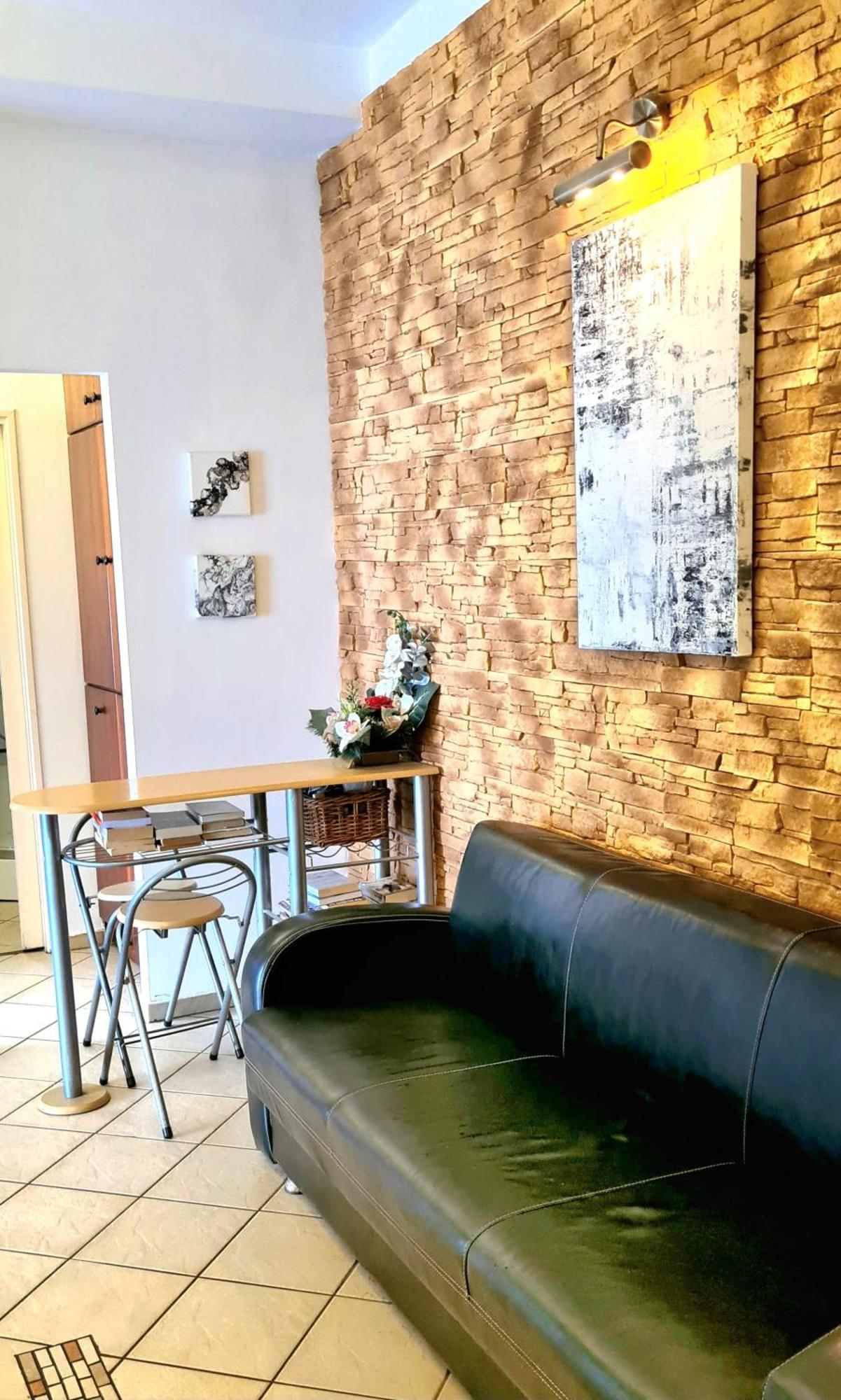 Buda Life Apartment Budapest Eksteriør billede